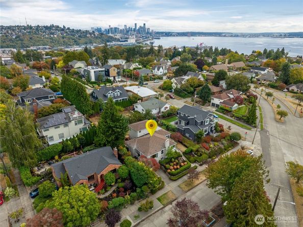 1908 29th Avenue W, Seattle WA 98199