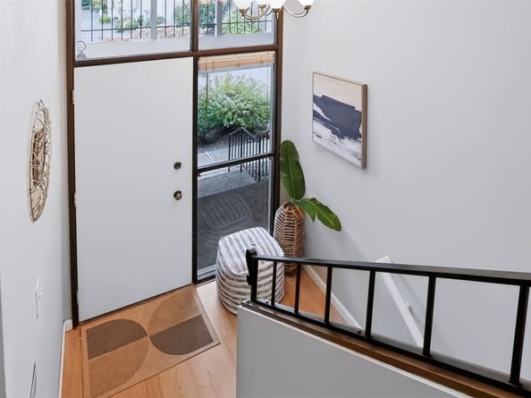 10403 NE 115th Place L46, Kirkland WA 98033