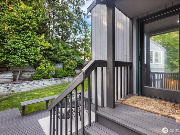 6021 158th Place NE, Redmond WA 98052