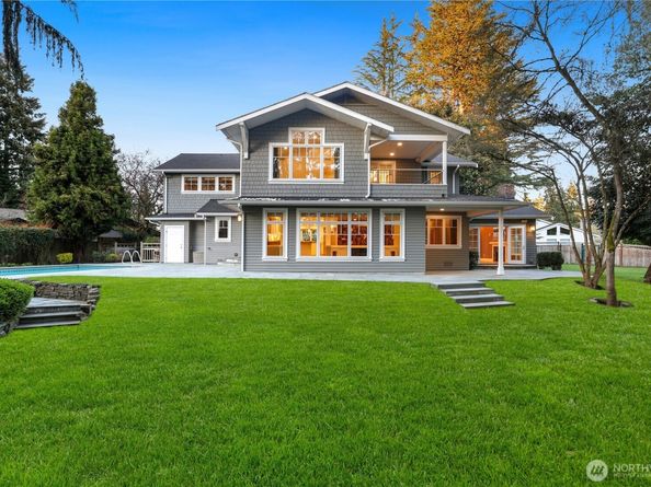 37 Tatoosh Ky, Bellevue WA 98006
