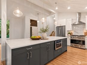 16438 SE 22nd Street, Bellevue WA 98008