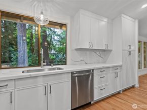 16438 SE 22nd Street, Bellevue WA 98008