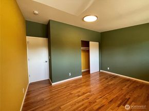 12456 SE 27th Street, Bellevue WA 98005