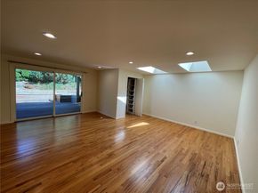 12456 SE 27th Street, Bellevue WA 98005