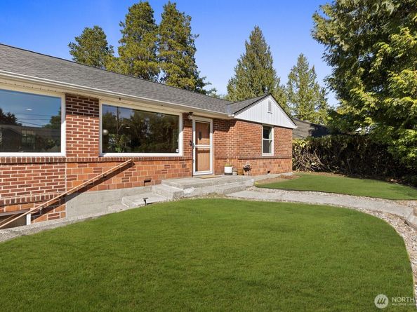 3516 SW 107th St., Seattle WA 98146