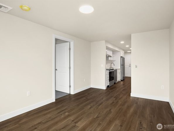 5022 Martin Luther King Jr Way S 10, Seattle WA 98118