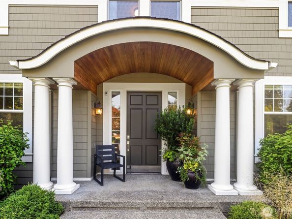 4357 232nd Court SE, Sammamish WA 98075