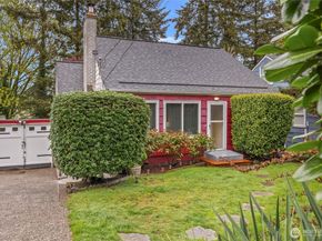 10850 26th Avenue S, Seattle WA 98168