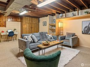 10850 26th Avenue S, Seattle WA 98168