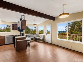 7413 Soundview Drive, Edmonds WA 98026