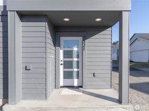 9321 Marcus Avenue S, Seattle WA 98118