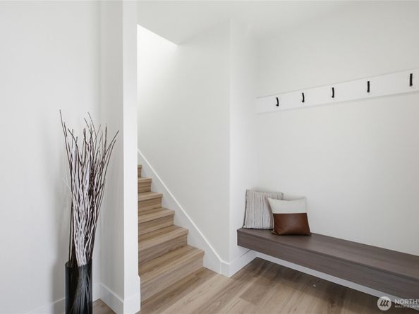 9321 Marcus Avenue S, Seattle WA 98118