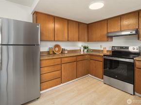 7223 NE 152nd Place, Kenmore WA 98028