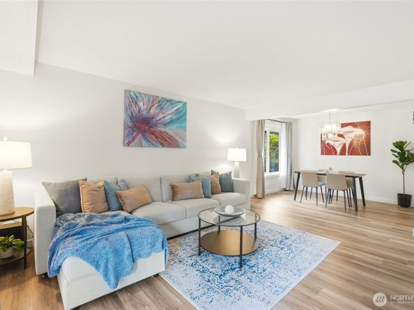 1414 154th Avenue NE 4403, Bellevue WA 98007