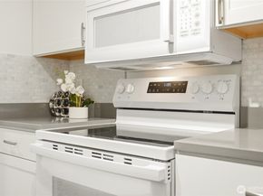 1414 154th Avenue NE 4403, Bellevue WA 98007