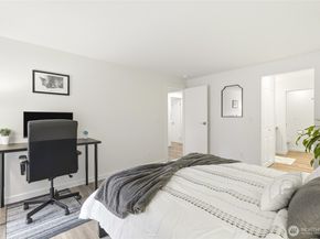 1414 154th Avenue NE 4403, Bellevue WA 98007