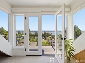 1618 37th Avenue, Seattle WA 98122