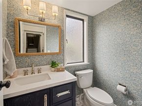 1824 180th Avenue NE, Bellevue WA 98008