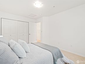4126 214th Street SW B, Mountlake Terrace WA 98043