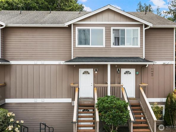 7220 Rainier Drive 105, Everett WA 98203