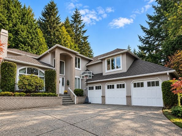 15452 SE 67TH St, Bellevue WA 98006
