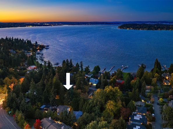 7627 SE 22nd Street, Mercer Island WA 98040