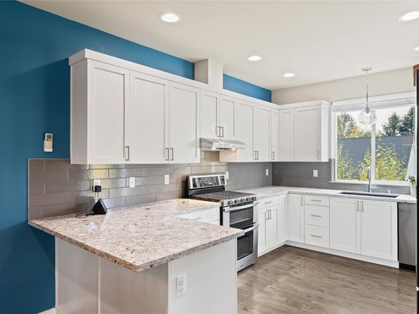 12718 35th Avenue SE G3, Everett WA 98208