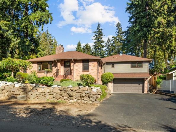 15108 24th Avenue SW, Burien WA 98166