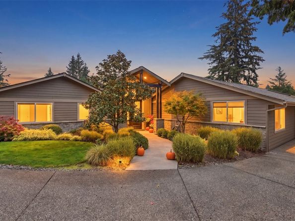 8036 132nd Avenue NE, Redmond WA 98052