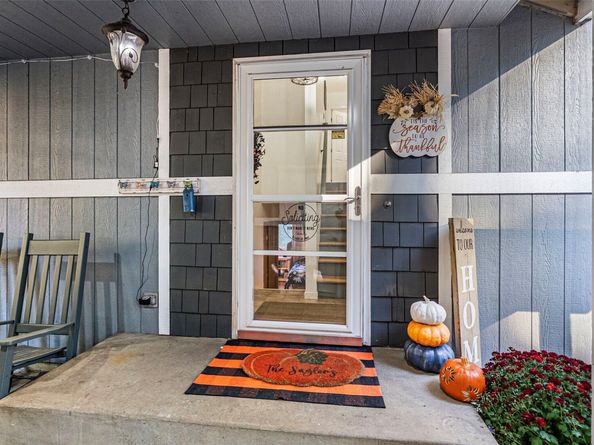 4440 Forest Drive NE, Bremerton WA 98310