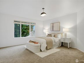 25024 SE 41st Drive, Sammamish WA 98029