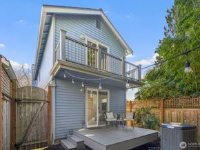 5121 27th Avenue NE, Seattle WA 98105