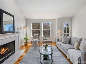 5121 27th Avenue NE, Seattle WA 98105