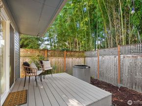 5121 27th Avenue NE, Seattle WA 98105