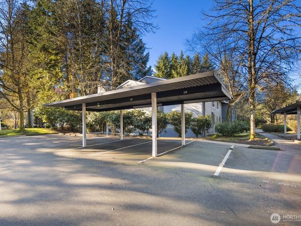 10014 NE 127th Place A201, Kirkland WA 98034