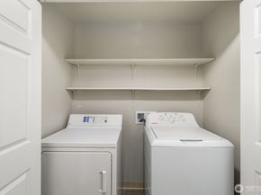 10014 NE 127th Place A201, Kirkland WA 98034