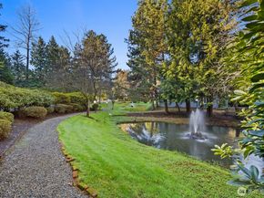 10014 NE 127th Place A201, Kirkland WA 98034