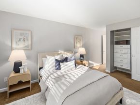 10014 NE 127th Place A201, Kirkland WA 98034