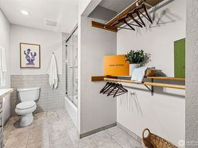 2204 SW 308th Street, Federal Way WA 98023