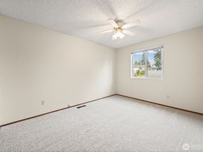 2204 SW 308th Street, Federal Way WA 98023