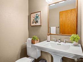 2204 SW 308th Street, Federal Way WA 98023