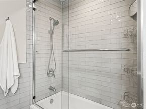 2204 SW 308th Street, Federal Way WA 98023