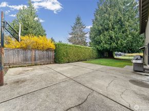 2204 SW 308th Street, Federal Way WA 98023