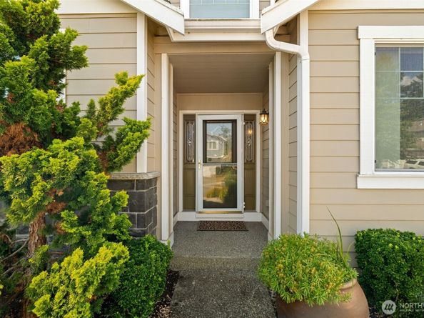 18130 Sunrise Ridge Avenue NE, Poulsbo WA 98370