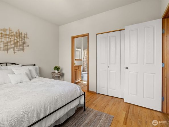 18130 Sunrise Ridge Avenue NE, Poulsbo WA 98370