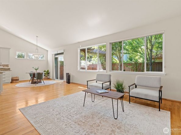 18130 Sunrise Ridge Avenue NE, Poulsbo WA 98370