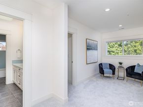 6209 32nd Avenue NE, Seattle WA 98115