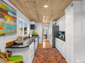 2144 N Westlake Avenue N 01DO7, Seattle WA 98109