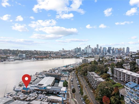 2144 N Westlake Avenue N 01DO7, Seattle WA 98109