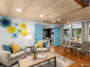 2144 N Westlake Avenue N 01DO7, Seattle WA 98109